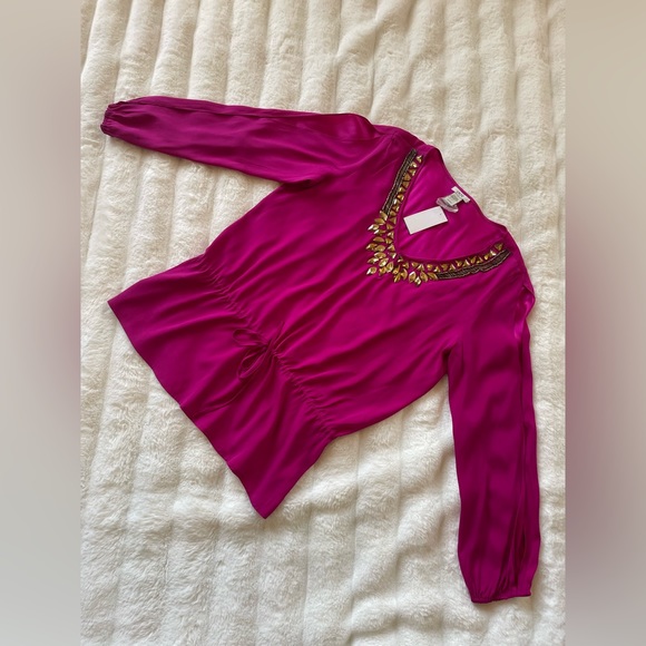 Caché Blouse. - Picture 2 of 10